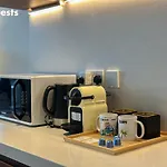 Higuest - Elegant 1Br Oasis In La Mer